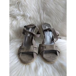 Stella Mccartney taupe heels